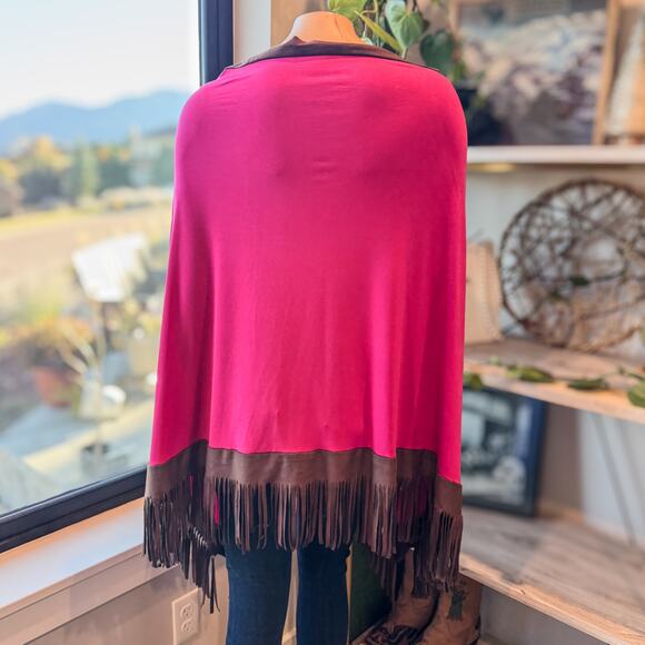 Ver'e'ne Hot Pink/Raspberry Poncho Brown Fringe Trim & Buttons One Size Fits All - Picture 5 of 10
